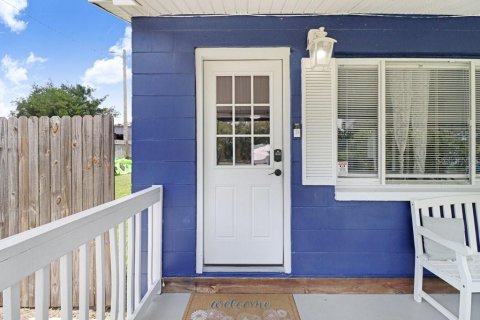 House in Riverview, Florida 3 bedrooms, 127.18 sq.m. № 2259304 - photo 4