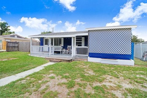 House in Riverview, Florida 3 bedrooms, 127.18 sq.m. № 2259304 - photo 23