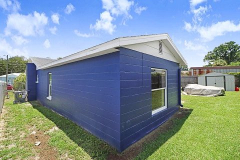 House in Riverview, Florida 3 bedrooms, 127.18 sq.m. № 2259304 - photo 20