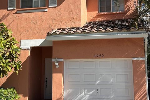 Townhouse in Sunrise, Florida 4 bedrooms, 171.68 sq.m. № 1993500