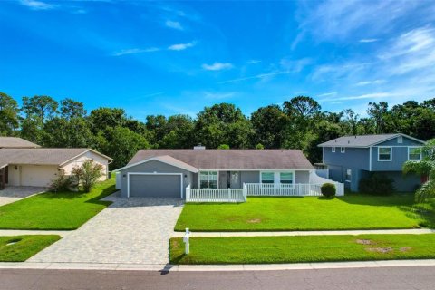 Villa ou maison à vendre à Valrico, Floride: 4 chambres, 181.9 m2 № 1887089 - photo 2