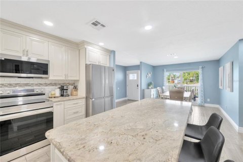 Casa en venta en Valrico, Florida, 4 dormitorios, 181.9 m2 № 1887089 - foto 20
