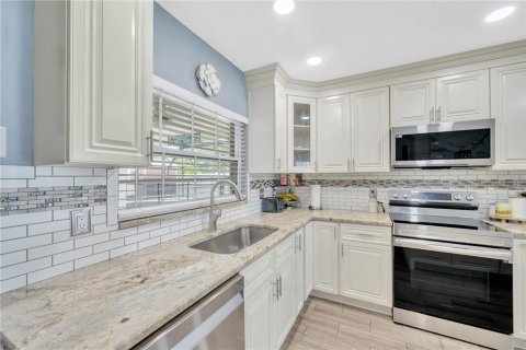 Casa en venta en Valrico, Florida, 4 dormitorios, 181.9 m2 № 1887089 - foto 25