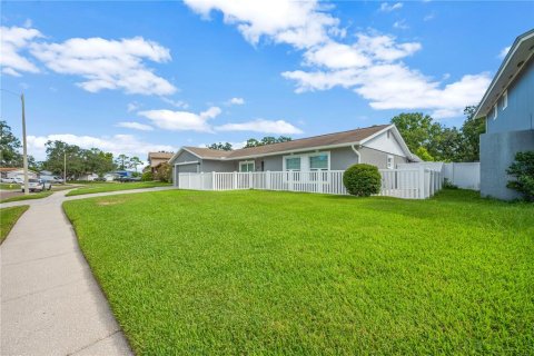 House in Valrico, Florida 4 bedrooms, 181.9 sq.m. № 1887089 - photo 7