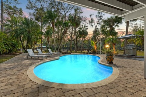 House in Tampa, Florida 3 bedrooms, 156.08 sq.m. № 2200264 - photo 3