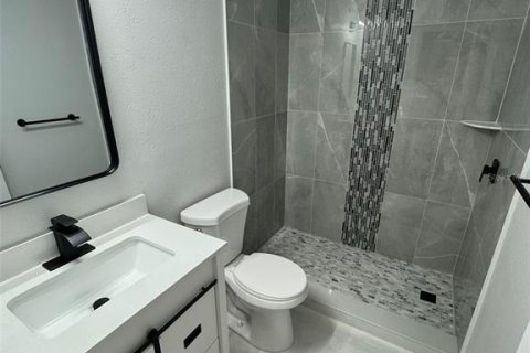 Commercial property in Lakeland, Florida 4 bedrooms, 180.6 sq.m. № 1769342 - photo 26