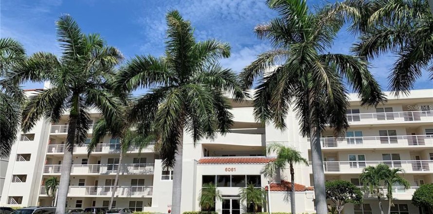 Condo à Saint Petersburg, Floride, 2 chambres № 1689939
