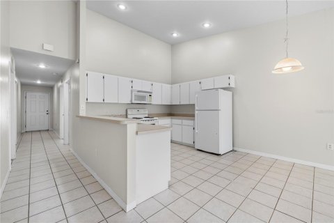 Adosado en alquiler en Dade City, Florida, 3 dormitorios, 112.6 m2 № 2284362 - foto 9