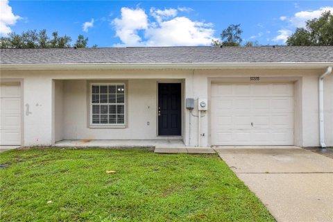 Adosado en alquiler en Dade City, Florida, 3 dormitorios, 112.6 m2 № 2284362 - foto 2