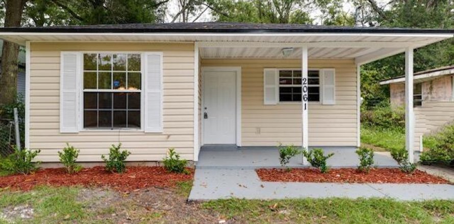 House in Jacksonville, Florida 4 bedrooms, 111.67 sq.m. № 801383