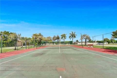 Condo in Tamarac, Florida, 2 bedrooms  № 1730672 - photo 28