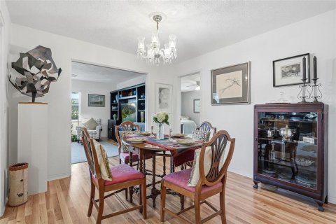 Villa ou maison à vendre à Saint Petersburg, Floride: 3 chambres, 188.87 m2 № 2409818 - photo 8