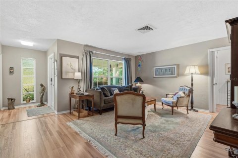 Villa ou maison à vendre à Saint Petersburg, Floride: 3 chambres, 188.87 m2 № 2409818 - photo 5