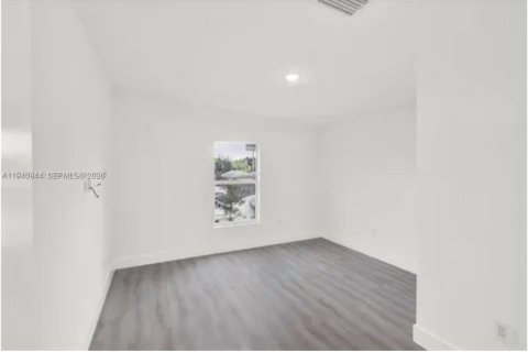 Villa ou maison à louer à Miami, Floride: 3 chambres, 188.41 m2 № 1998023 - photo 11