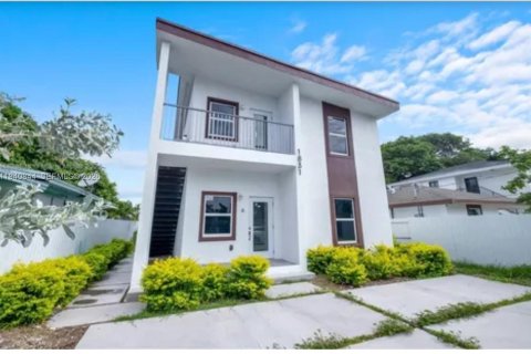 Villa ou maison à louer à Miami, Floride: 3 chambres, 188.41 m2 № 1998023 - photo 6