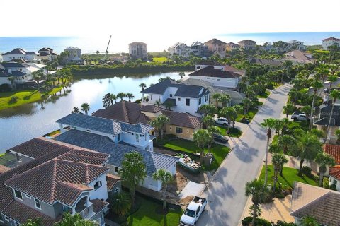 Villa ou maison à louer à Palm Coast, Floride: 3 chambres, 279.82 m2 № 1872927 - photo 4