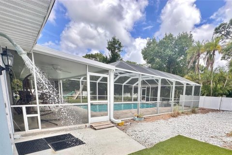 House in Sarasota, Florida 5 bedrooms, 283.44 sq.m. № 2216378 - photo 8