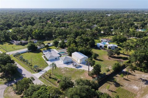 House in Sarasota, Florida 5 bedrooms, 283.44 sq.m. № 2216378 - photo 3