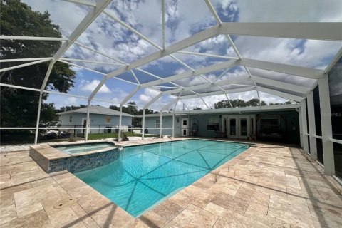 House in Sarasota, Florida 5 bedrooms, 283.44 sq.m. № 2216378 - photo 7