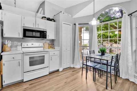 Casa en venta en Orlando, Florida, 3 dormitorios, 108.97 m2 № 2199514 - foto 8