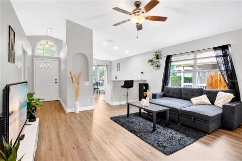 Casa en venta en Orlando, Florida, 3 dormitorios, 108.97 m2 № 2199514 - foto 6