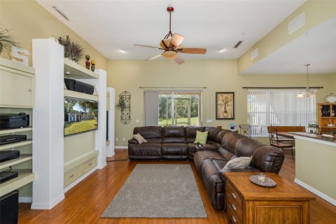 Villa ou maison à vendre à Wesley Chapel, Floride: 5 chambres, 238.76 m2 № 2415589 - photo 7