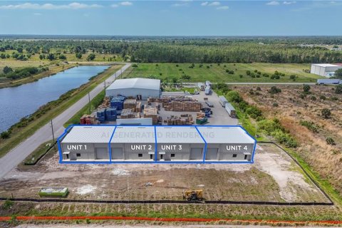 Commercial property in Punta Gorda, Florida № 2135741