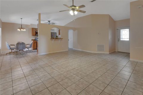 Villa ou maison à vendre à DeLand, Floride: 3 chambres, 108.23 m2 № 2314344 - photo 11