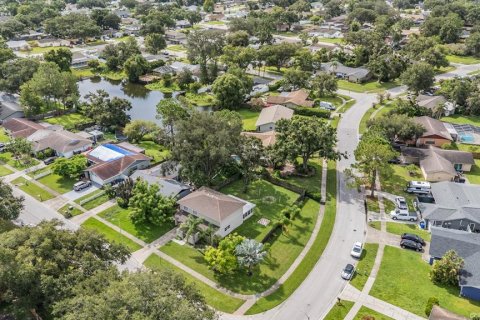 Casa en venta en Tampa, Florida, 4 dormitorios, 166.11 m2 № 1918807 - foto 29