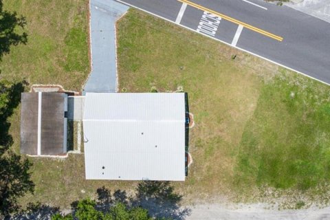 House in Zephyrhills, Florida 5 bedrooms, 122.63 sq.m. № 1916057 - photo 27