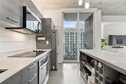 Copropriété à louer à Miami, Floride: 1 chambre, 52.4 m2 № 2352080 - photo 7