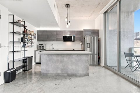 Copropriété à louer à Miami, Floride: 1 chambre, 52.4 m2 № 2352080 - photo 3