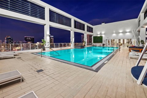 Copropriété à louer à Miami, Floride: 1 chambre, 52.4 m2 № 2352080 - photo 24