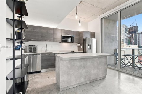 Copropriété à louer à Miami, Floride: 1 chambre, 52.4 m2 № 2352080 - photo 4