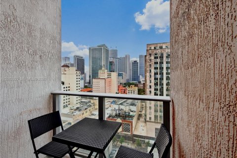Copropriété à louer à Miami, Floride: 1 chambre, 52.4 m2 № 2352080 - photo 8