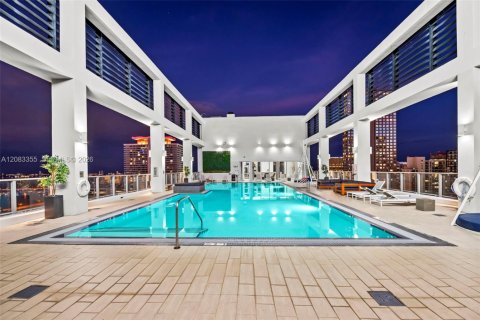 Copropriété à louer à Miami, Floride: 1 chambre, 52.4 m2 № 2352080 - photo 29
