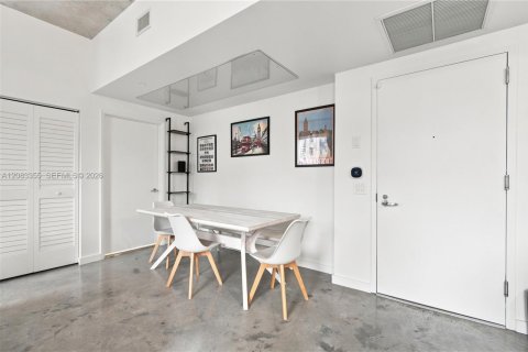 Copropriété à louer à Miami, Floride: 1 chambre, 52.4 m2 № 2352080 - photo 12