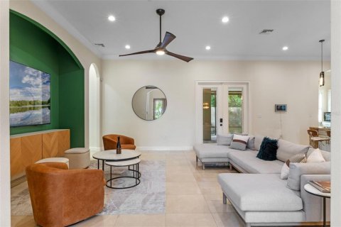 Villa ou maison à vendre à Oviedo, Floride: 5 chambres, 376.07 m2 № 1914689 - photo 7