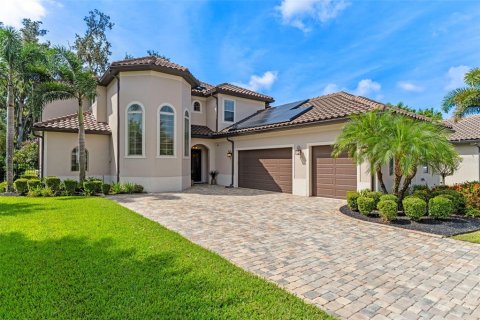 Villa ou maison à vendre à Oviedo, Floride: 5 chambres, 376.07 m2 № 1914689 - photo 2