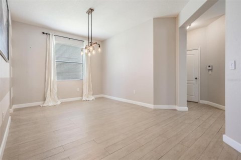 House in Brandon, Florida 4 bedrooms, 216.65 sq.m. № 1806824 - photo 29