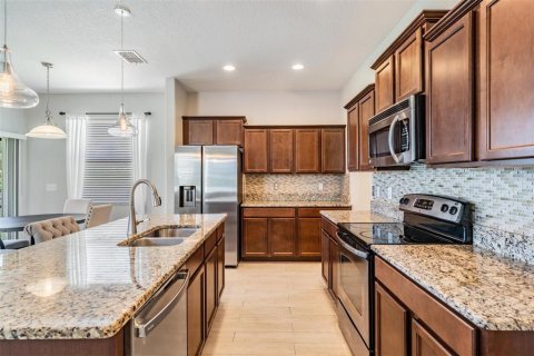 House in Brandon, Florida 4 bedrooms, 216.65 sq.m. № 1806824 - photo 30
