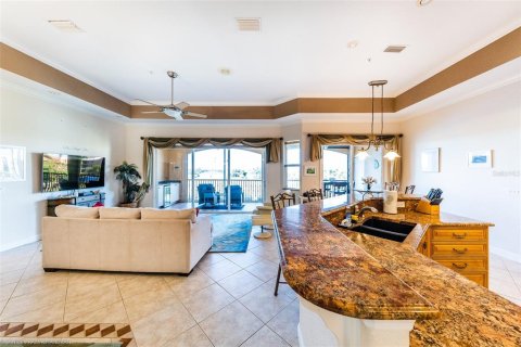 Copropriété à louer à Punta Gorda, Floride: 3 chambres, 173.91 m2 № 291310 - photo 12