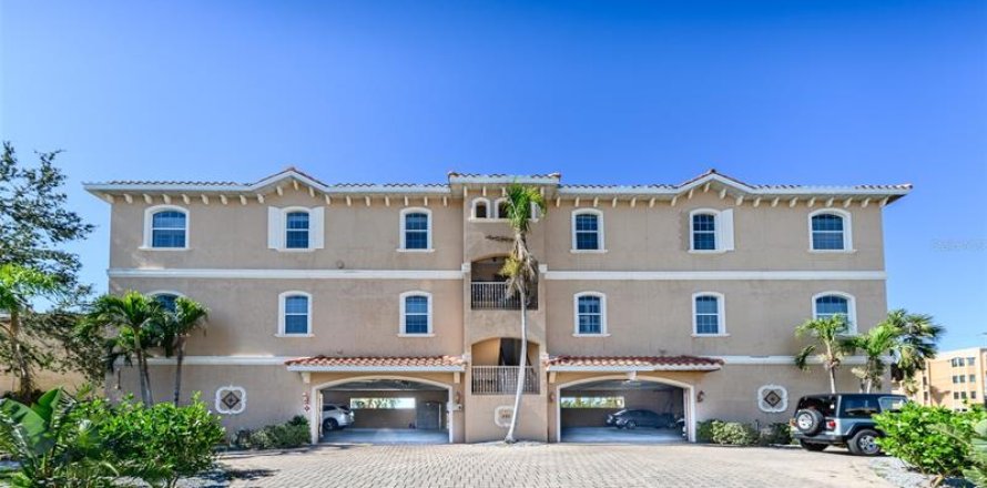 Condo à Punta Gorda, Floride, 3 chambres № 291310