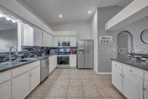 Villa ou maison à vendre à Deltona, Floride: 3 chambres, 173.26 m2 № 1885638 - photo 19