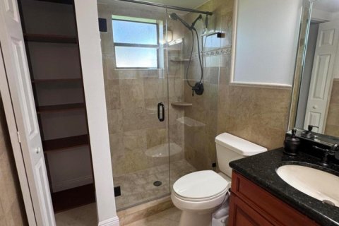 Condo in West Palm Beach, Florida, 2 bedrooms  № 2176220 - photo 25