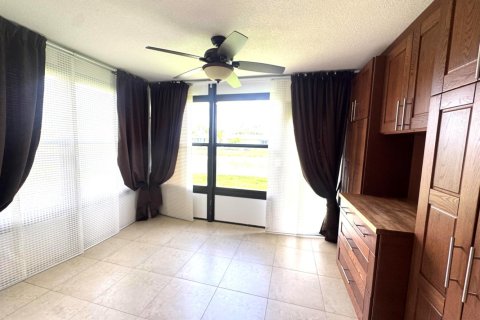 Condo in West Palm Beach, Florida, 2 bedrooms  № 2176220 - photo 26