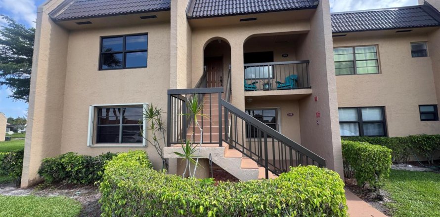 Condo in West Palm Beach, Florida, 2 bedrooms  № 2176220