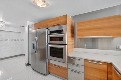 Купить кондоминиум в Авентура, Флорида 2 спальни, 144.18м2, № 2009940 - фото 17