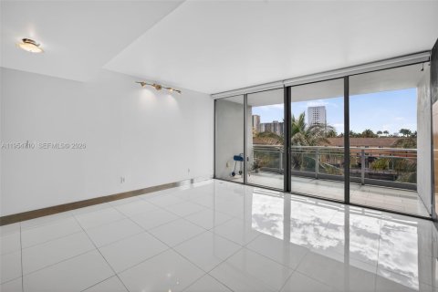 Купить кондоминиум в Авентура, Флорида 2 спальни, 144.18м2, № 2009940 - фото 23