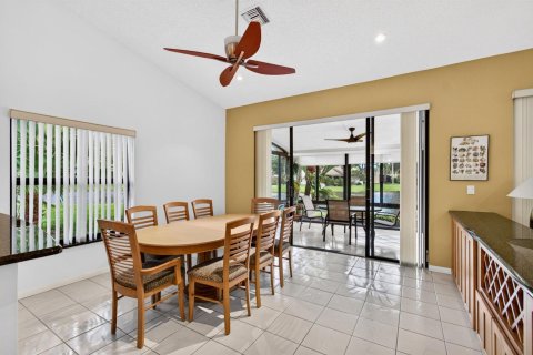Villa ou maison à vendre à Boynton Beach, Floride: 3 chambres, 195.47 m2 № 2388483 - photo 13